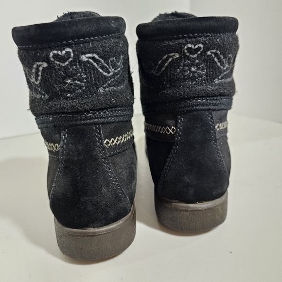 Tecnica black Suede embroidered ankle bootie sz 39 8.5 - Picture 9 of 14